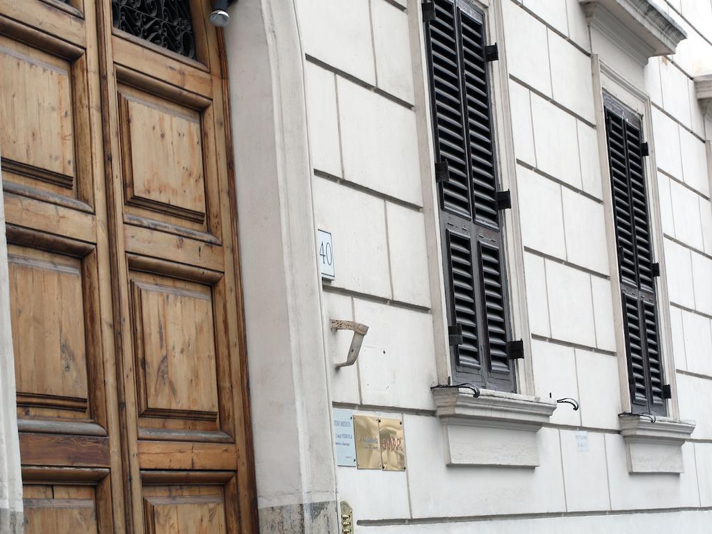 Piccolo Di Piazza Di Spagna Suites Rome Exterior photo