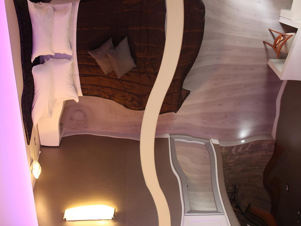 Piccolo Di Piazza Di Spagna Suites Rome Exterior photo
