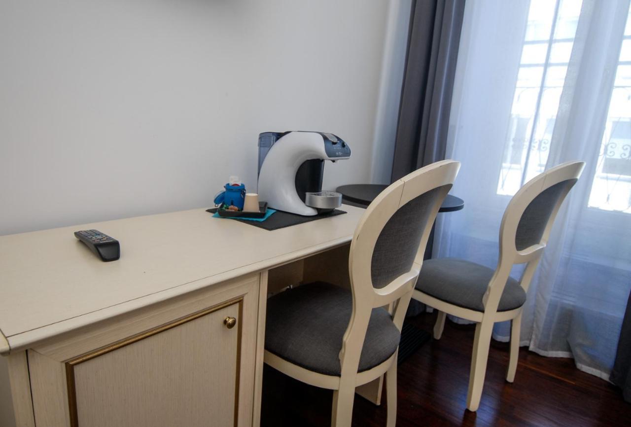 Piccolo Di Piazza Di Spagna Suites Rome Exterior photo