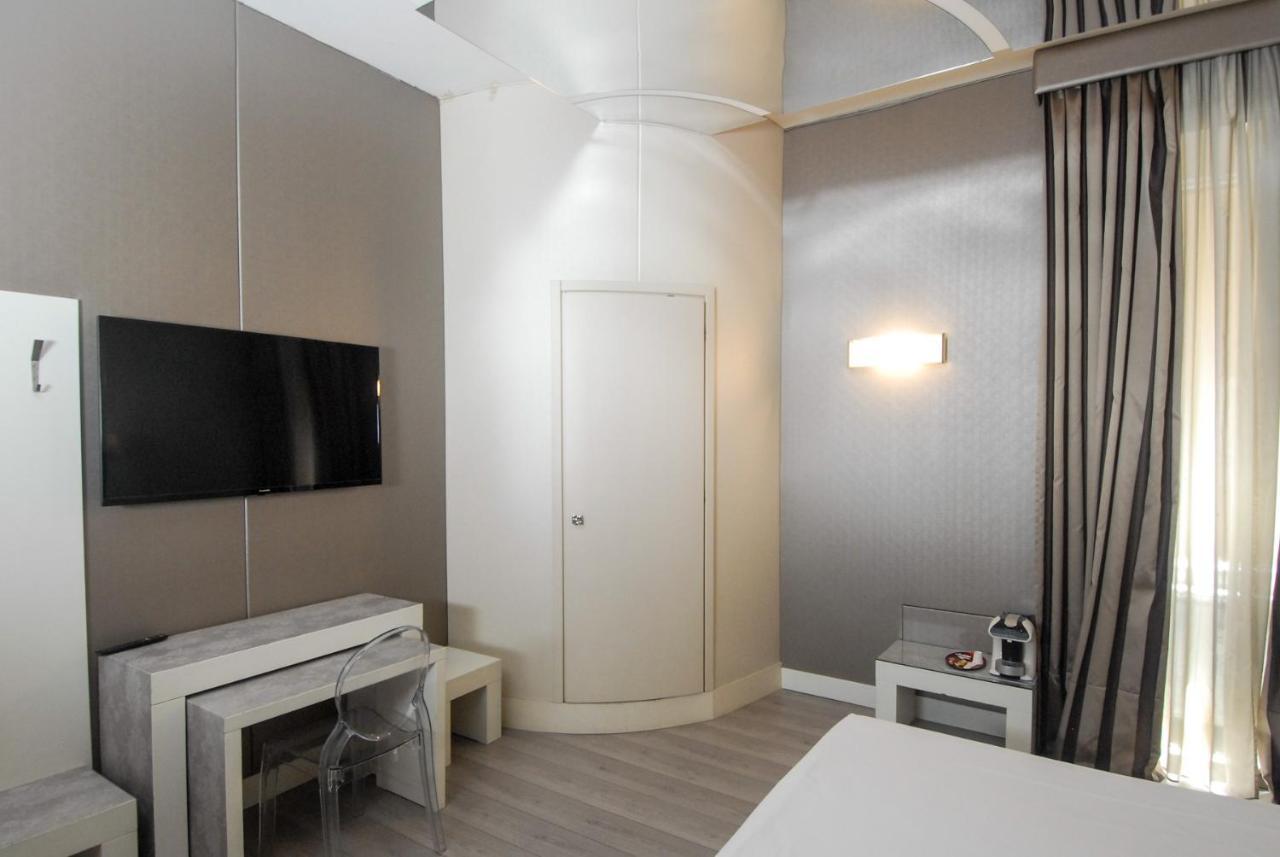 Piccolo Di Piazza Di Spagna Suites Rome Exterior photo