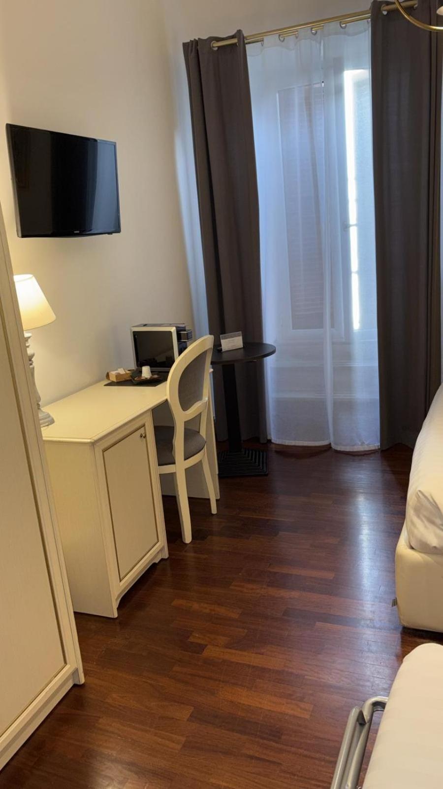 Piccolo Di Piazza Di Spagna Suites Rome Exterior photo